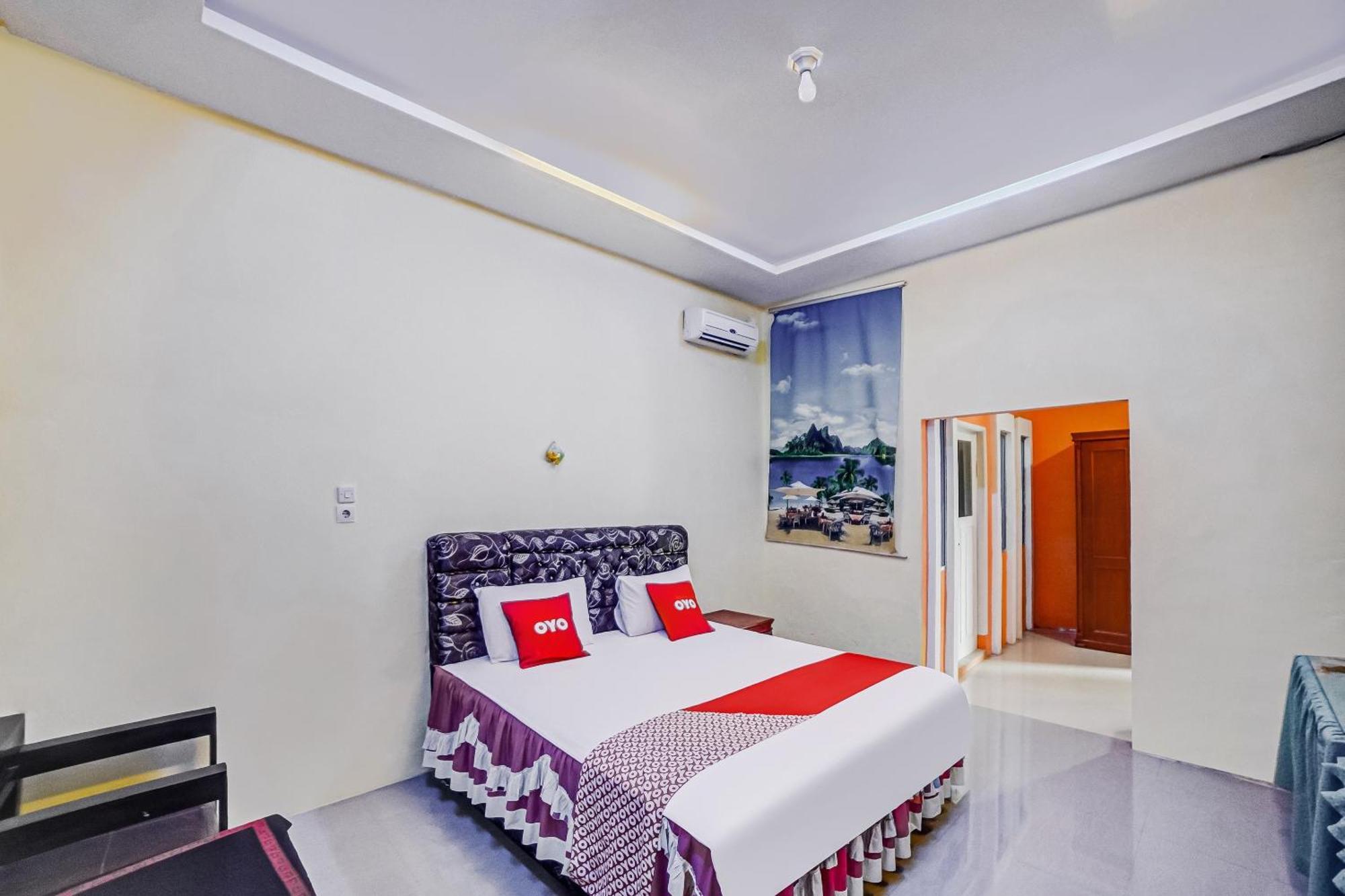 Oyo 90980 Al Karim Syariah Hotel Tanjungbalai Exterior photo
